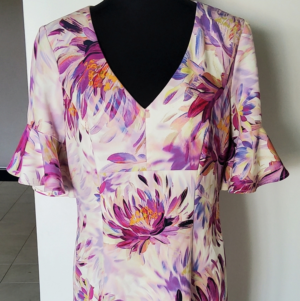 Brand New! Trina Turk Floral Midi Dress